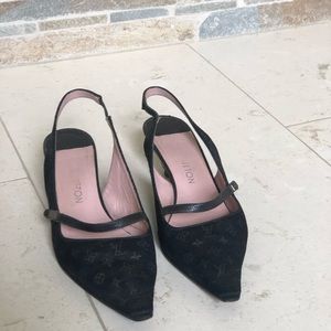 Louis Vuitton flats